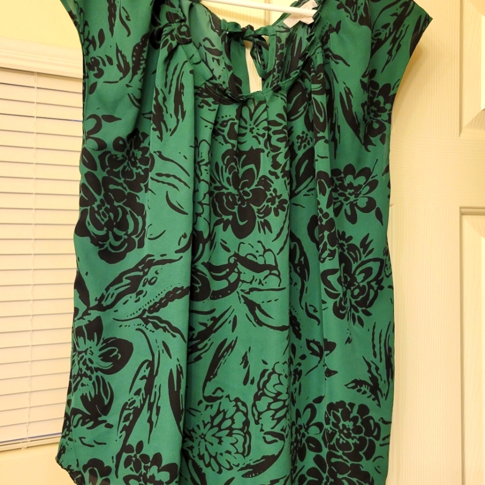Lauren Conrad XL Blouse
